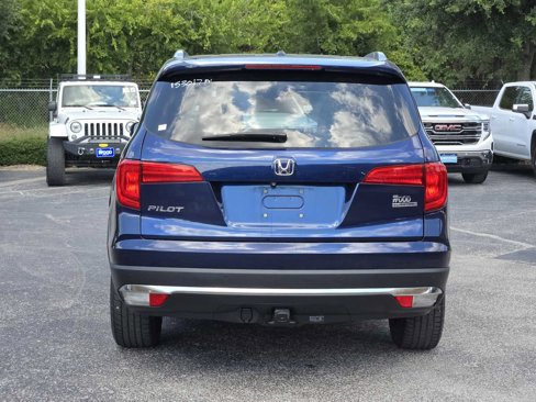 Used 2017 Honda Pilot Touring image 6