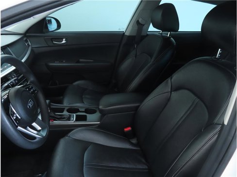 Used 2020 Kia Optima LX image 11