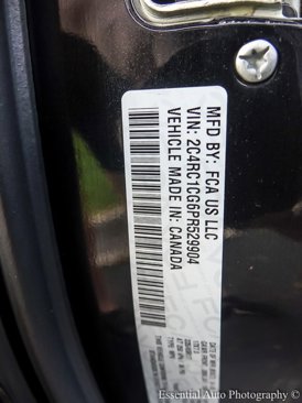 Used 2023 Chrysler Voyager LX image 33