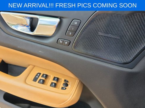 Used 2021 Volvo XC60 T5 Inscription w/ Protection Package Premier image 12