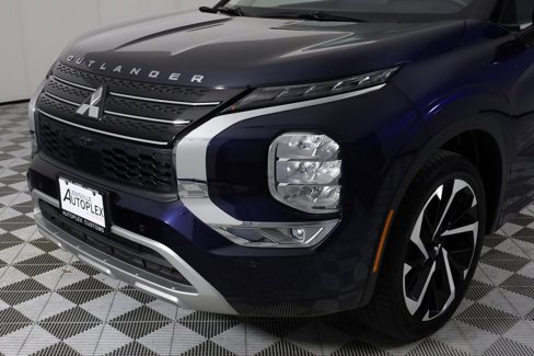 Used 2022 Mitsubishi Outlander SEL image 40