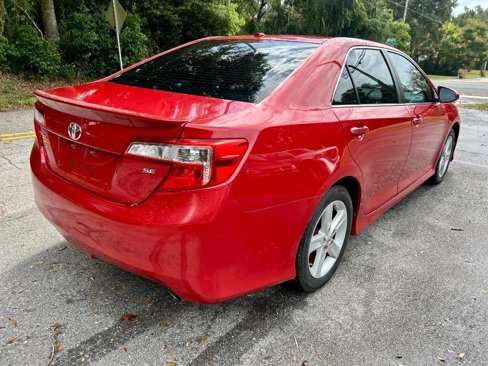 Used 2012 Toyota Camry SE image 3