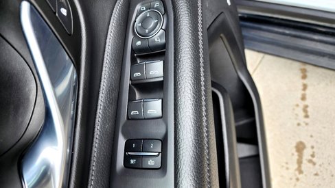 Used 2023 GMC Yukon Denali image 13