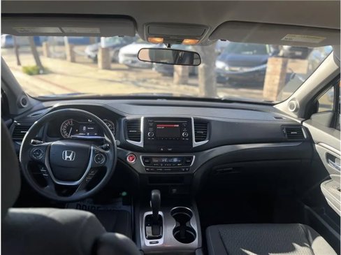 Used 2017 Honda Ridgeline Sport image 10
