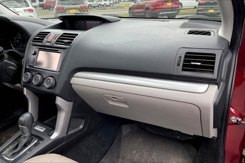 Used 2015 Subaru Forester 2.5i Touring w/ Eyesight & Navigation System image 23