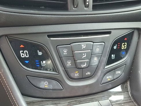 Used 2016 Buick Envision Premium image 19