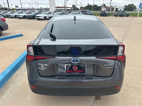 Used 2019 Toyota Prius image 14