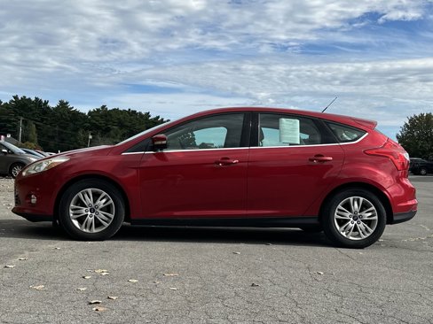Used 2012 Ford Focus SEL w/ SEL/Titanium Winter Pkg image 7