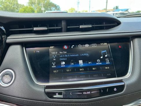 Used 2018 Cadillac XT5 Luxury w/ Driver Awareness Package image 14