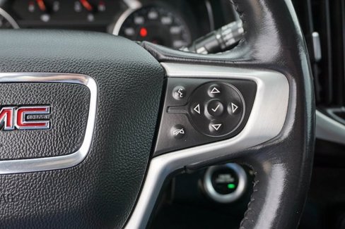 Used 2021 GMC Terrain SLE w/ Elevation Edition image 21