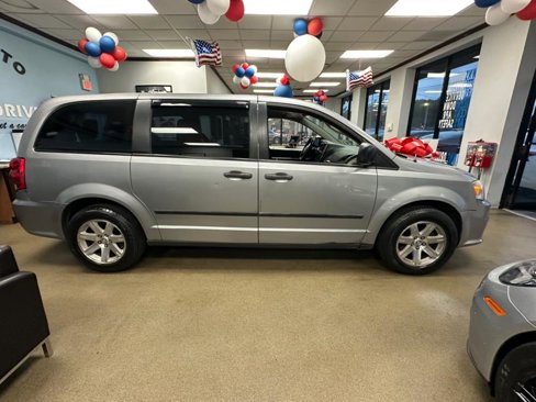 Used 2014 Dodge Grand Caravan American Value Package image 10