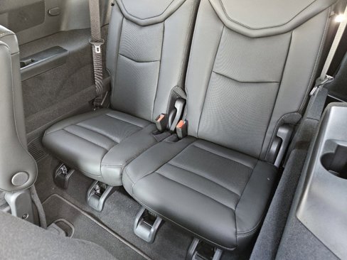 New 2025 Cadillac XT6 Sport w/ Technology Package image 30