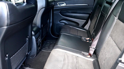 Used 2020 Jeep Grand Cherokee Altitude image 25