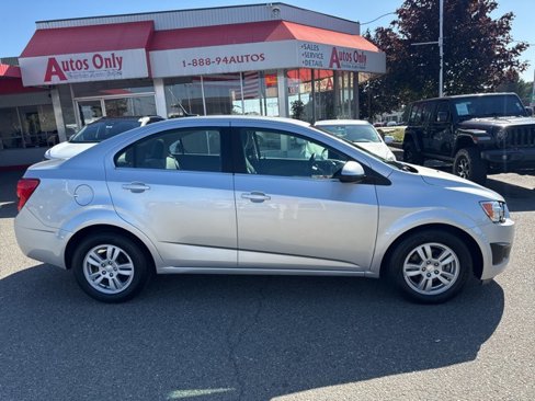 Used 2014 Chevrolet Sonic LT image 4