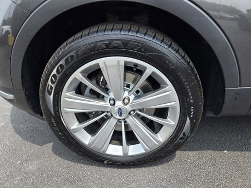 Used 2018 Ford Explorer Limited image 48