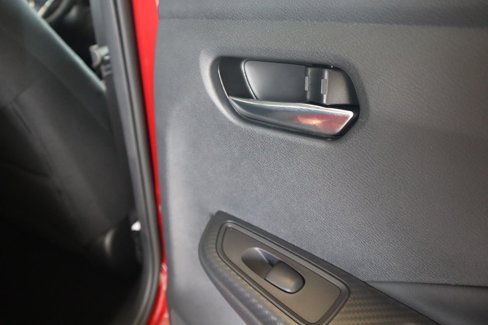 New 2025 Nissan Versa SR w/ Trunk Package image 37
