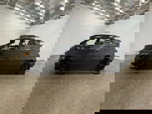 Used 2014 Toyota Prius Four image 3