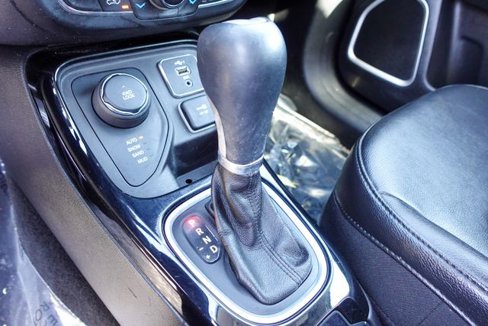 Used 2019 Jeep Compass Altitude image 21