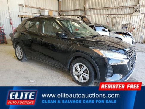 Used 2021 Nissan Kicks S image 7