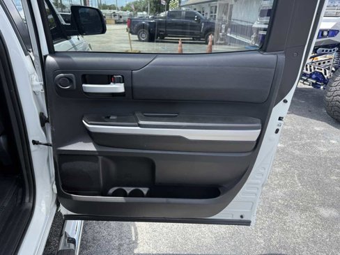 Used 2018 Toyota Tundra SR5 image 26