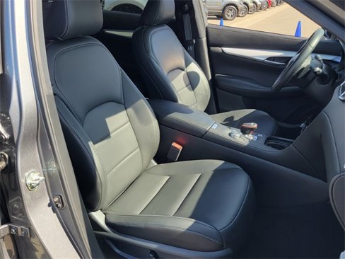 Used 2021 INFINITI QX50 Essential image 13