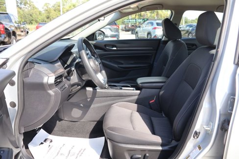 Used 2024 Nissan Altima 2.5 SV image 8