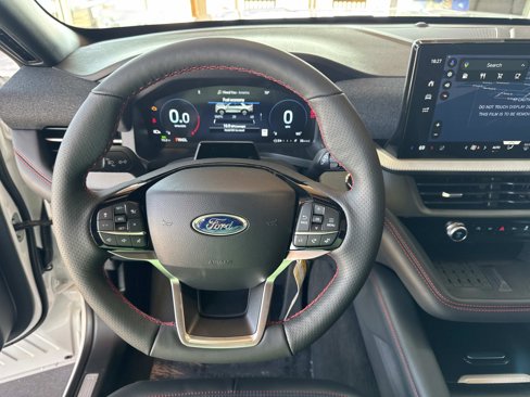 New 2025 Ford Explorer ST-Line image 10