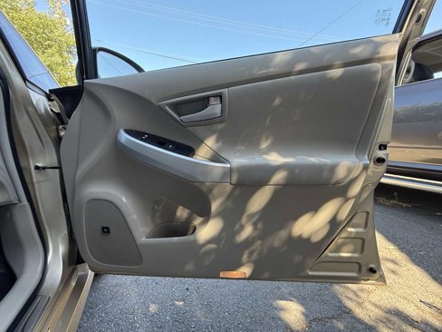Used 2011 Toyota Prius Three image 24