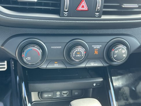 Used 2020 Kia Forte GT-Line w/ GT-Line Premium Package image 19