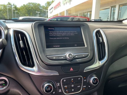 Used 2020 Chevrolet Equinox LT image 18