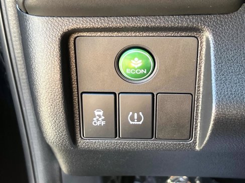Certified 2021 Honda HR-V Sport image 16