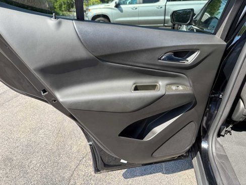 Used 2023 Chevrolet Equinox LT image 19