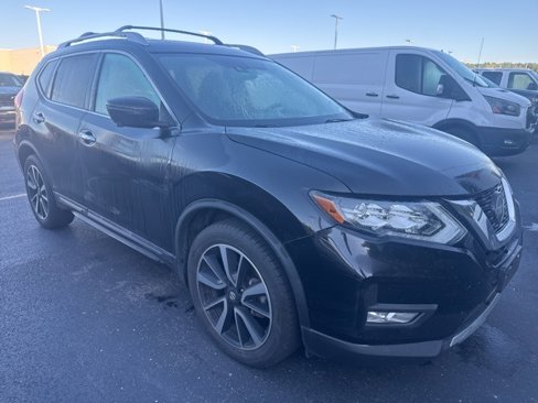 Used 2019 Nissan Rogue SL w/ Premium Package image 4