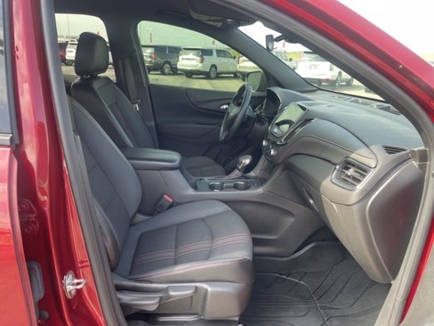 Used 2023 Chevrolet Equinox RS image 15