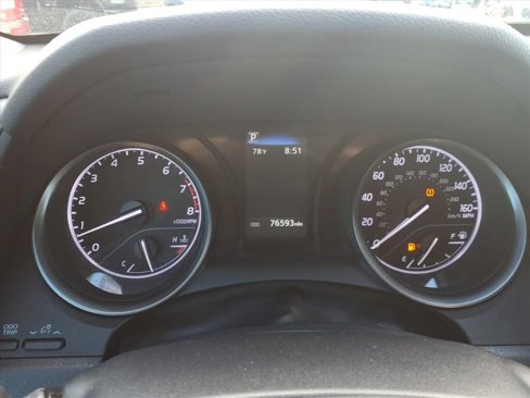 Used 2022 Toyota Camry SE image 23