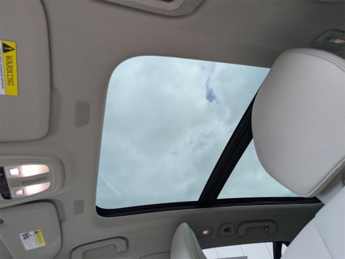 Certified 2023 Volvo V60 B5 Cross Country Plus image 23