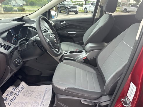 Used 2013 Ford Escape SE image 2