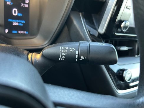 Used 2021 Toyota Corolla LE image 20
