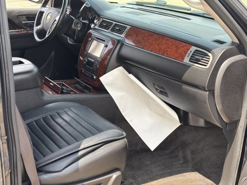Used 2012 Chevrolet Tahoe LTZ image 19