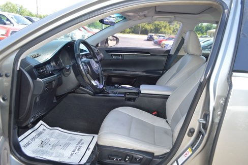Used 2016 Lexus ES 350 w/ Accessory Package 2 image 11