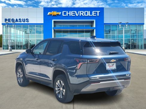 New 2026 Chevrolet Equinox LT image 4