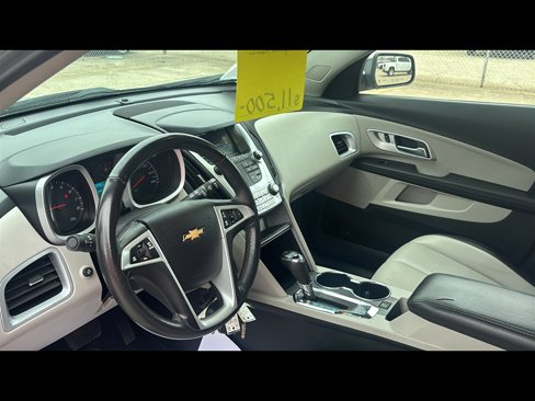 Used 2017 Chevrolet Equinox Premier image 9