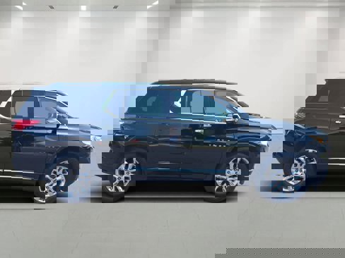 Used 2019 Chevrolet Traverse High Country w/ LPO, Floor Liner Package image 3