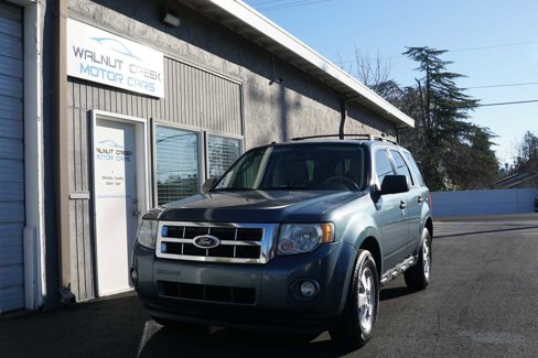 Used 2011 Ford Escape XLT w/ 202A Rapid Spec Order Code image 1