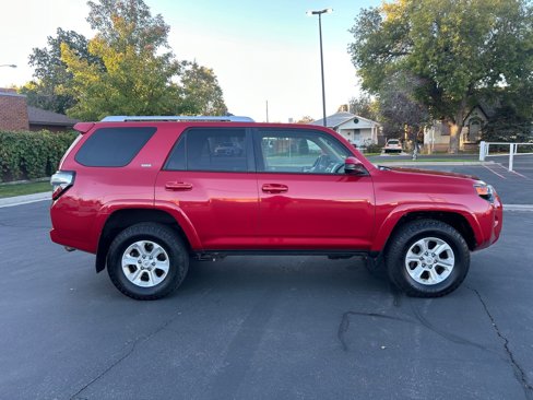 Used 2014 Toyota 4Runner SR5 image 6