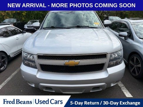 Used 2012 Chevrolet Suburban LT image 2
