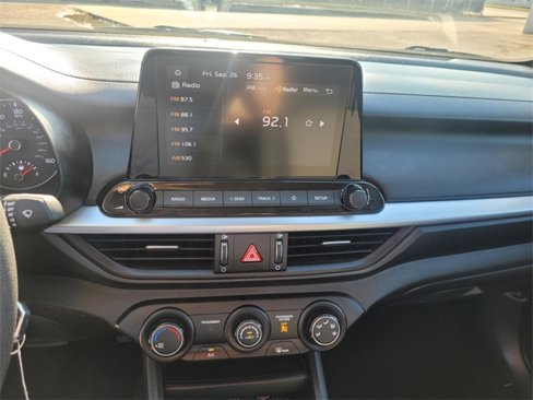Used 2024 Kia Forte LXS image 19