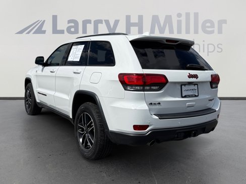 Used 2019 Jeep Grand Cherokee Trailhawk image 3