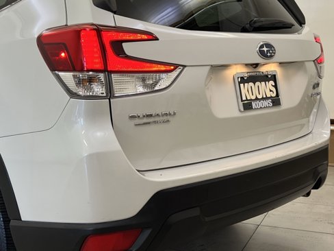 Used 2019 Subaru Forester Limited image 28
