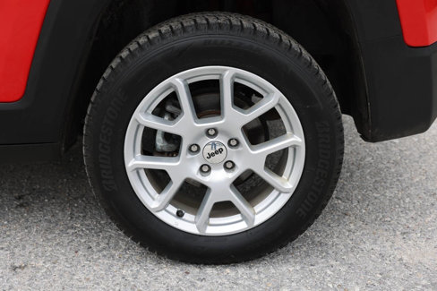 Used 2023 Jeep Renegade Latitude w/ Premium Group image 27